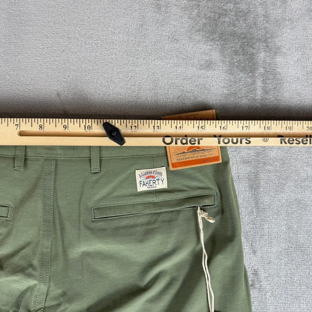 Faherty All-Day Shorts Mens 30 Olive Green 9